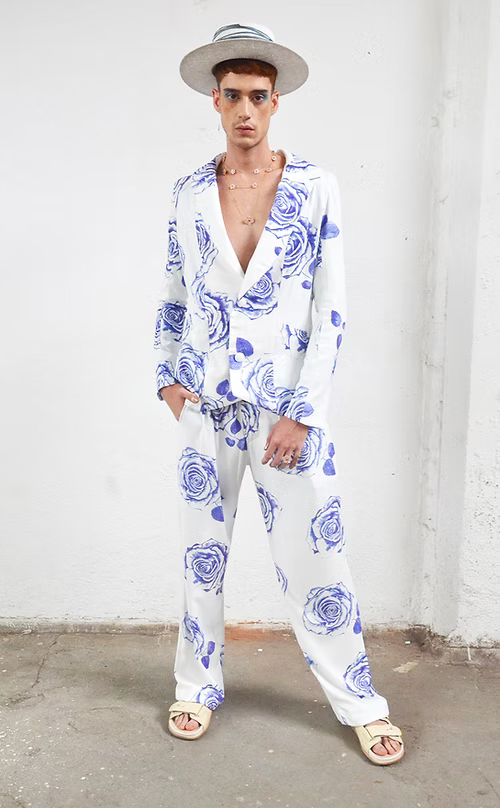 Blazer Rosas Azuis em Viscose Ecovero: Alfaiataria Sustentável