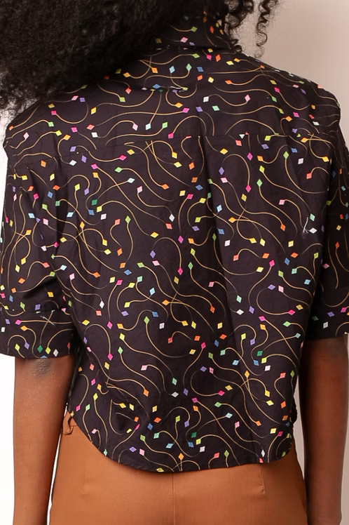 Camisa Cropped Estampa Exclusiva - TA Studios