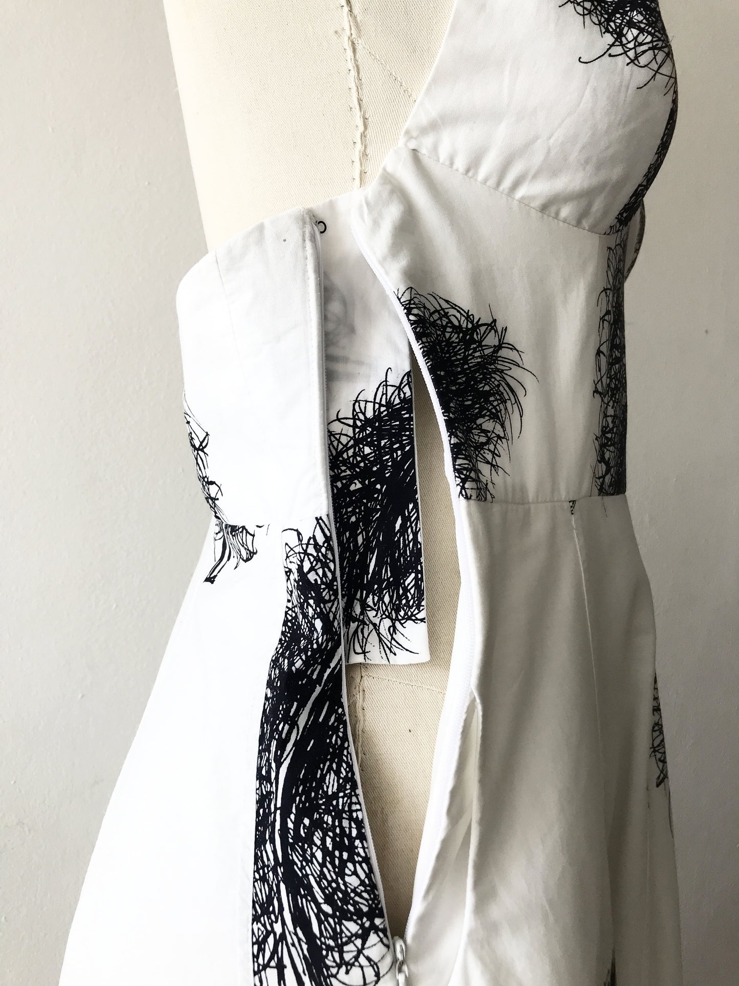 Vestido longo Algodão, estampa exclusiva Bird. TA Studios