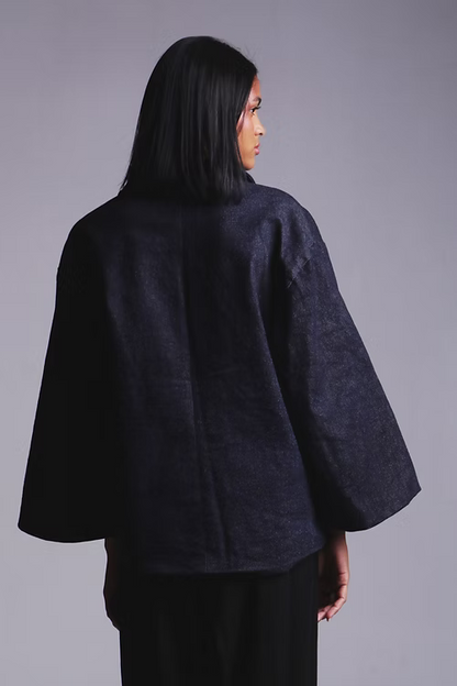 Blazer Kimono Jeans Índigo - Design Atemporal. TA Studios
